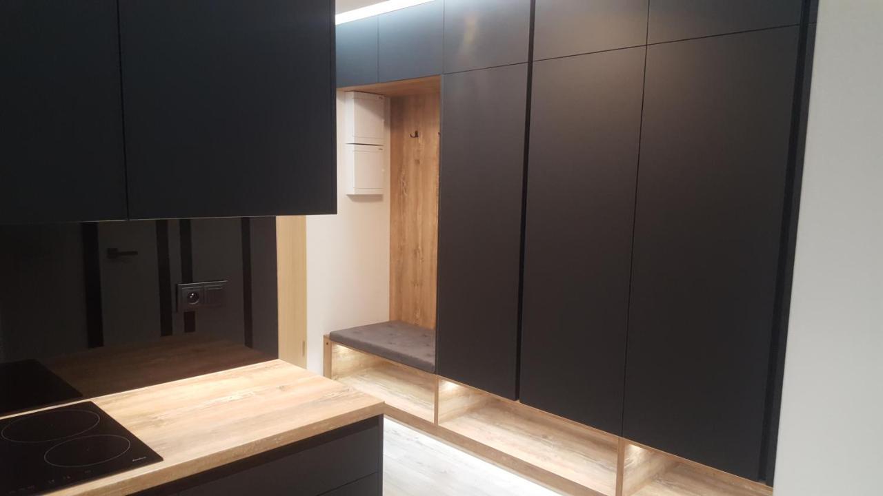 Apartament Skarbowa 2 & Parking Leszno  Exterior photo